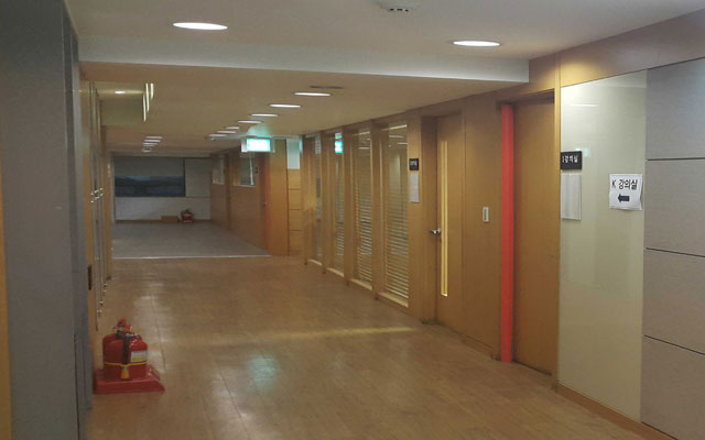 4�� ����